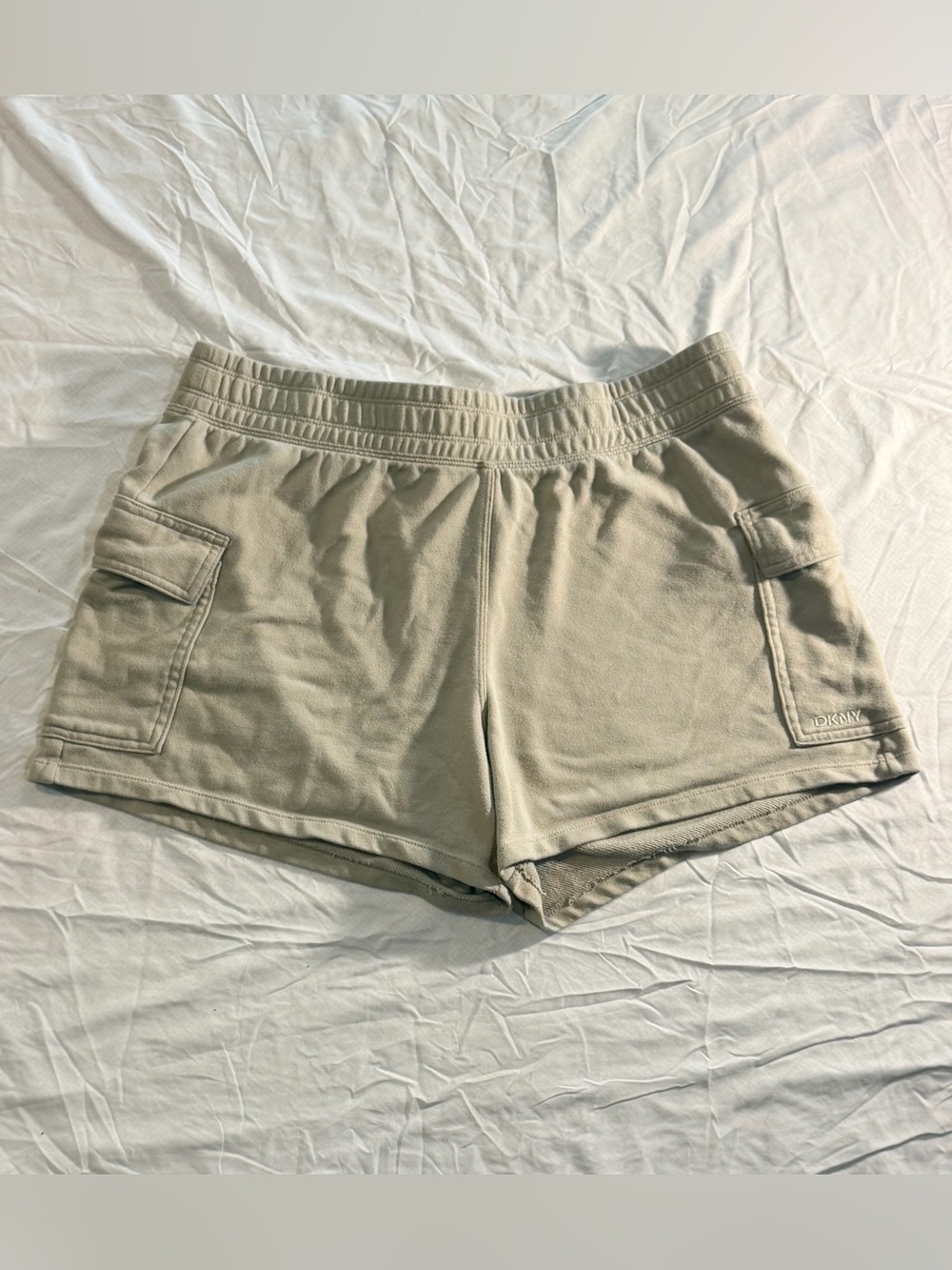 DKNY Cargo Fleece Shorts - Beige/Khaki